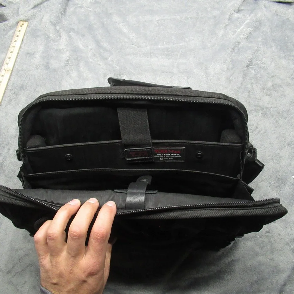 Tumi T Pass Laptop Briefcase Blk Ballistic Nylon Checkpoint Friendly Laptop Work
